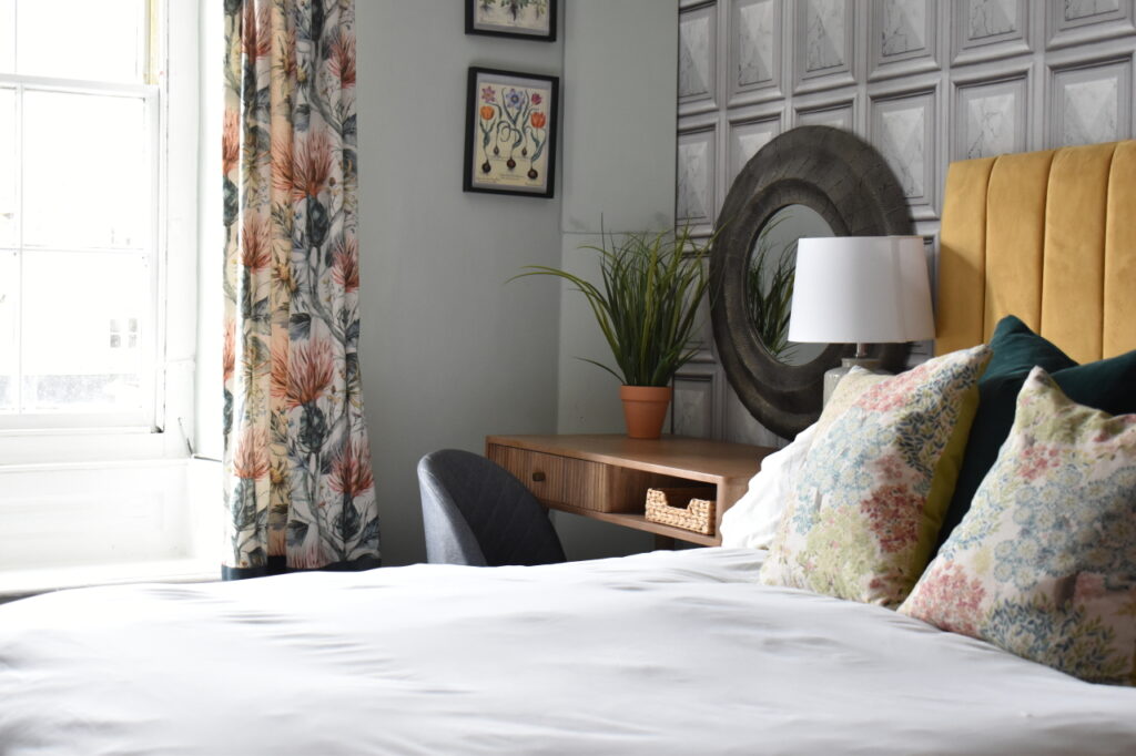 Chestnuts Bed & Breakfast room in Bourton-on-the-Water