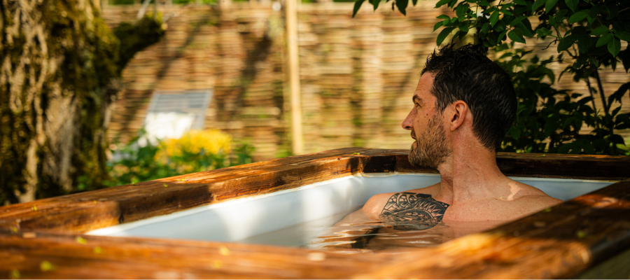 Chestnuts Bed & Breakfast - Luxury Spas in the Cotswolds Scenic Sauna